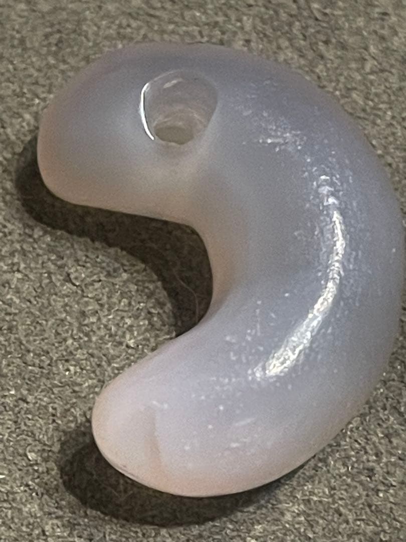 古墳時代　瑪瑙製勾玉