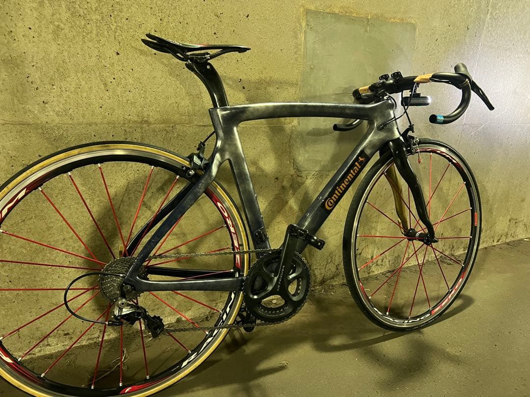 A*R様 ピナレロ ドグマ似 中華フレーム 補修済み お値下げ可能 コンポ抜き