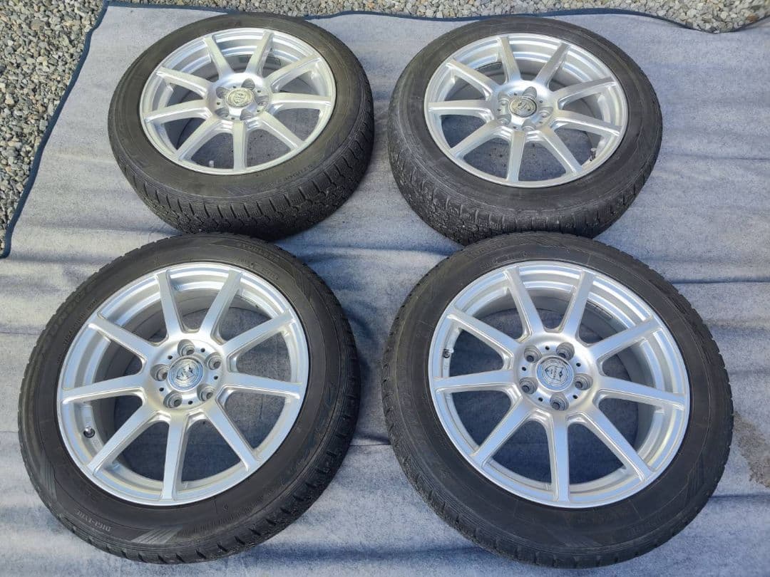 トヨタ　ラクティス　ホイール　スタッドレスタイヤ　175/60R/16