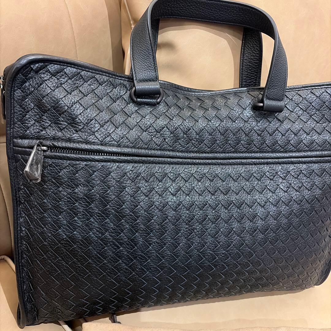 未使用★Bottega Veneta ブラック ビジネスバッグ