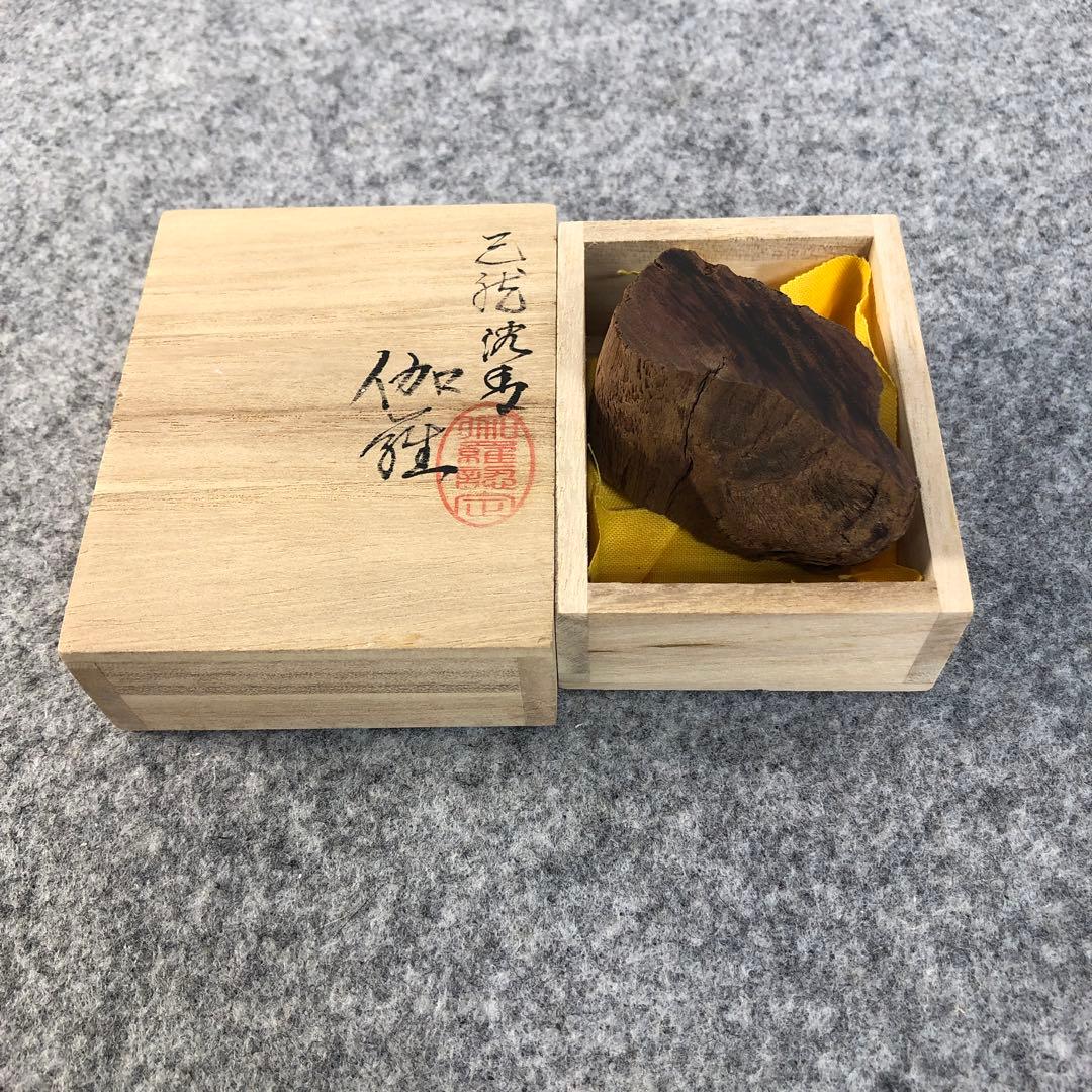 2412−26 高級香木 伽羅 42g 認定印木箱