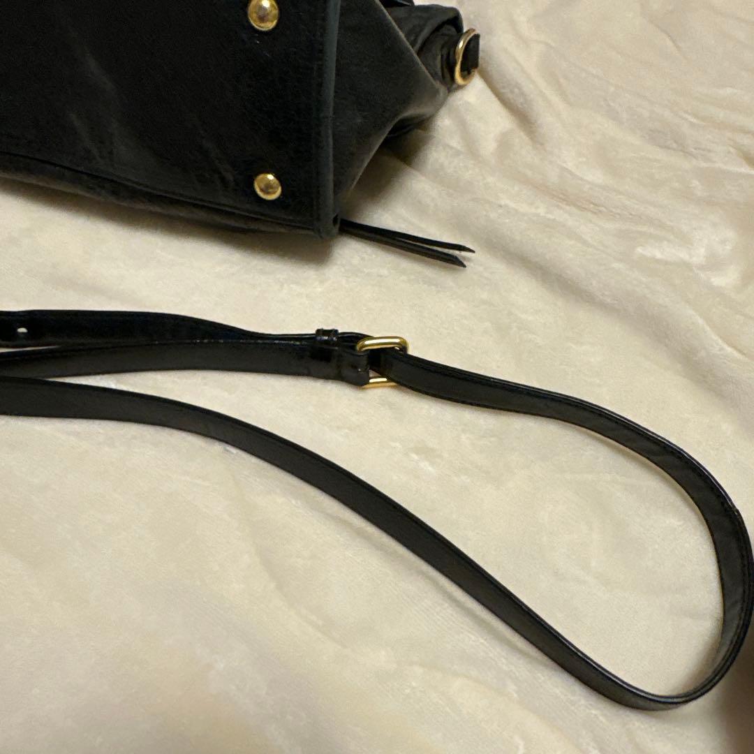 miu miu ミュウミュウ　ハンドバッグ　ショルダー　黒