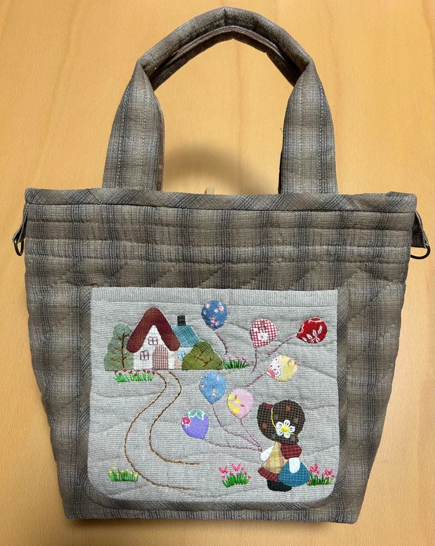 スーちゃんパッチワークバッグ　裏面ポケット付き