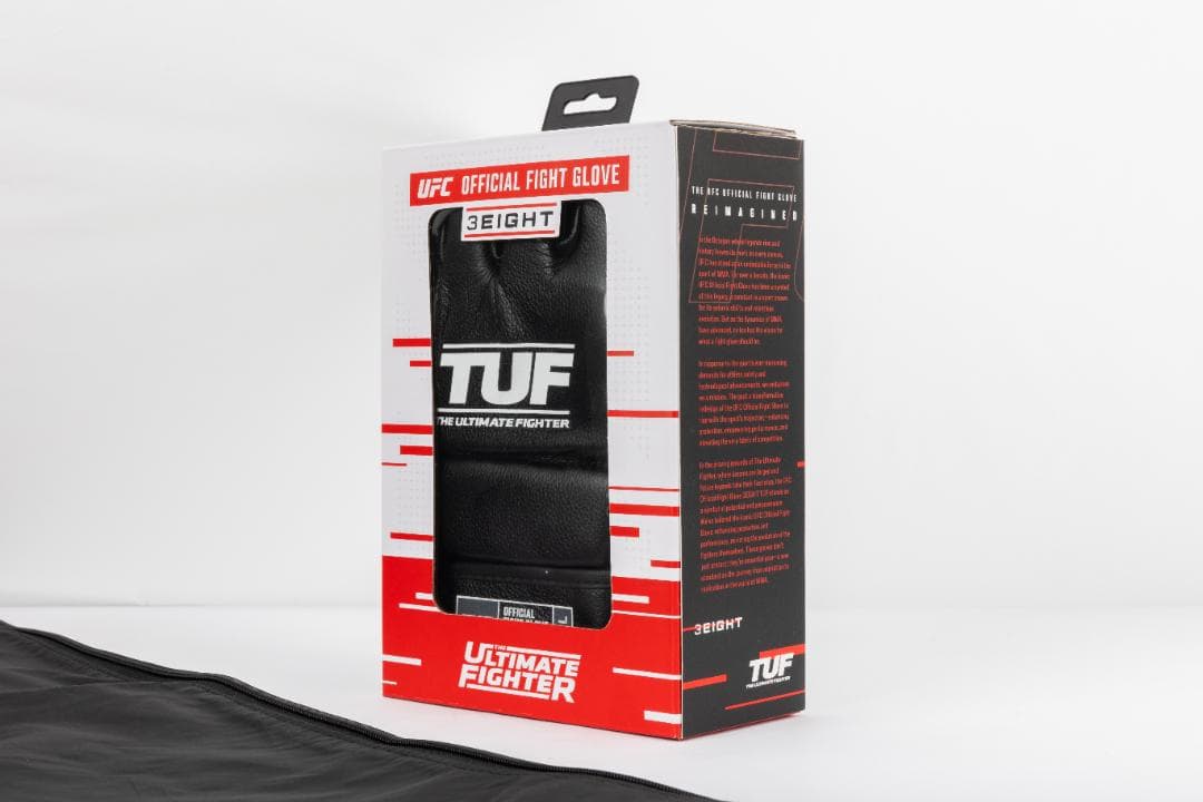 公式販売店【独占】UFC3Eight 公式試合用　グローブ新品 激レアS-L