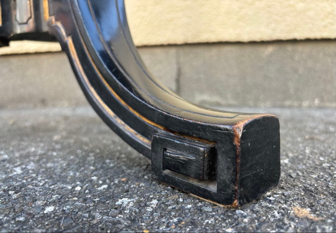 ロイズアンティーク　Lloyd's ガラステーブル　丸テーブル　センターテーブル