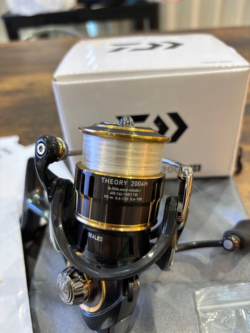 DAIWA THEORY 2004H スピニングリール 値下げ交渉可能です。