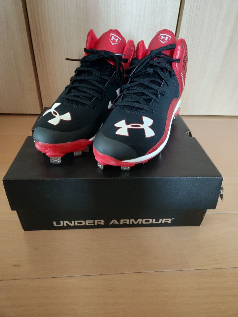 アンダーアーマー　スパイク　黒/赤　YARD MID ST　野球