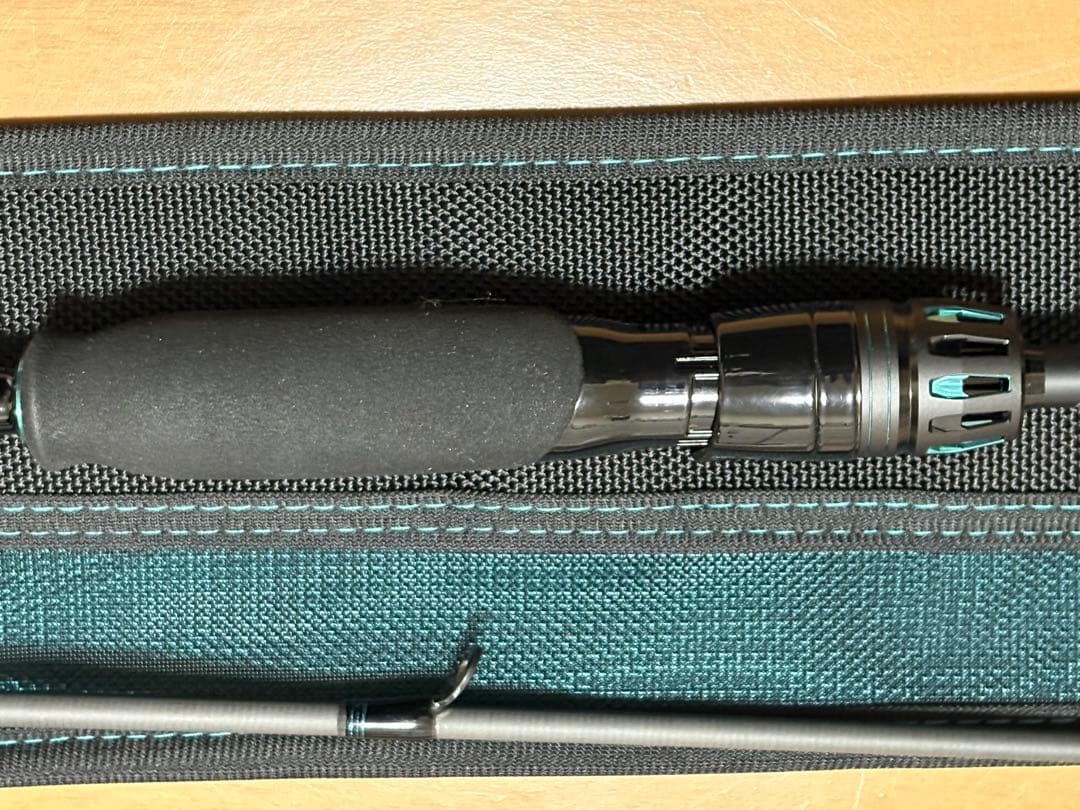 美品　Daiwa24エメラルダス AIR 75MLMエギングロッド