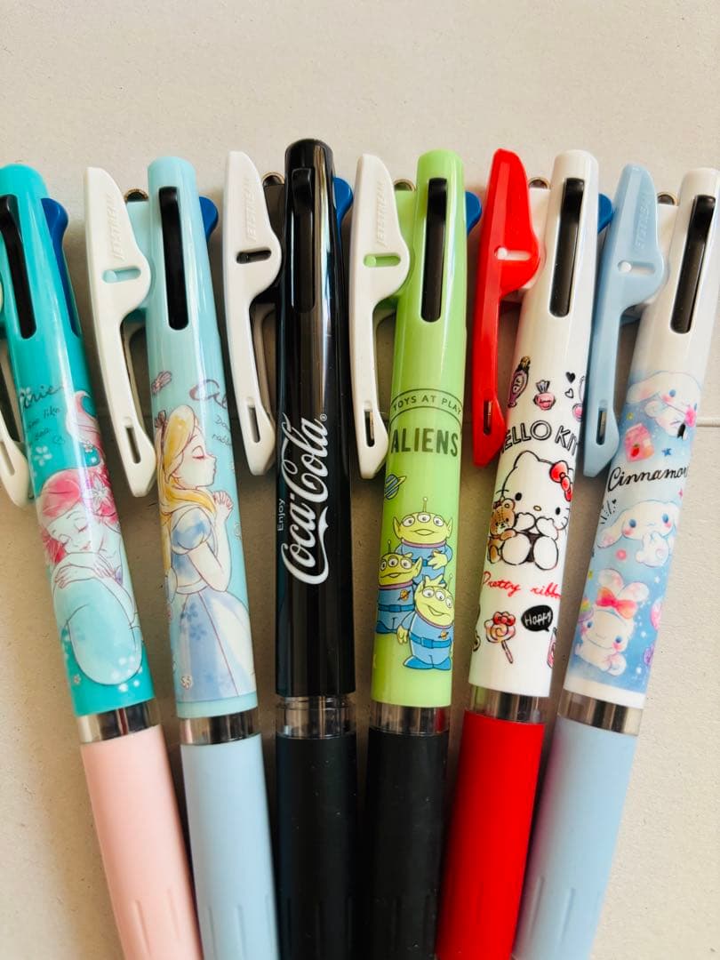 キャラクターデザイン ボールペン6本セット