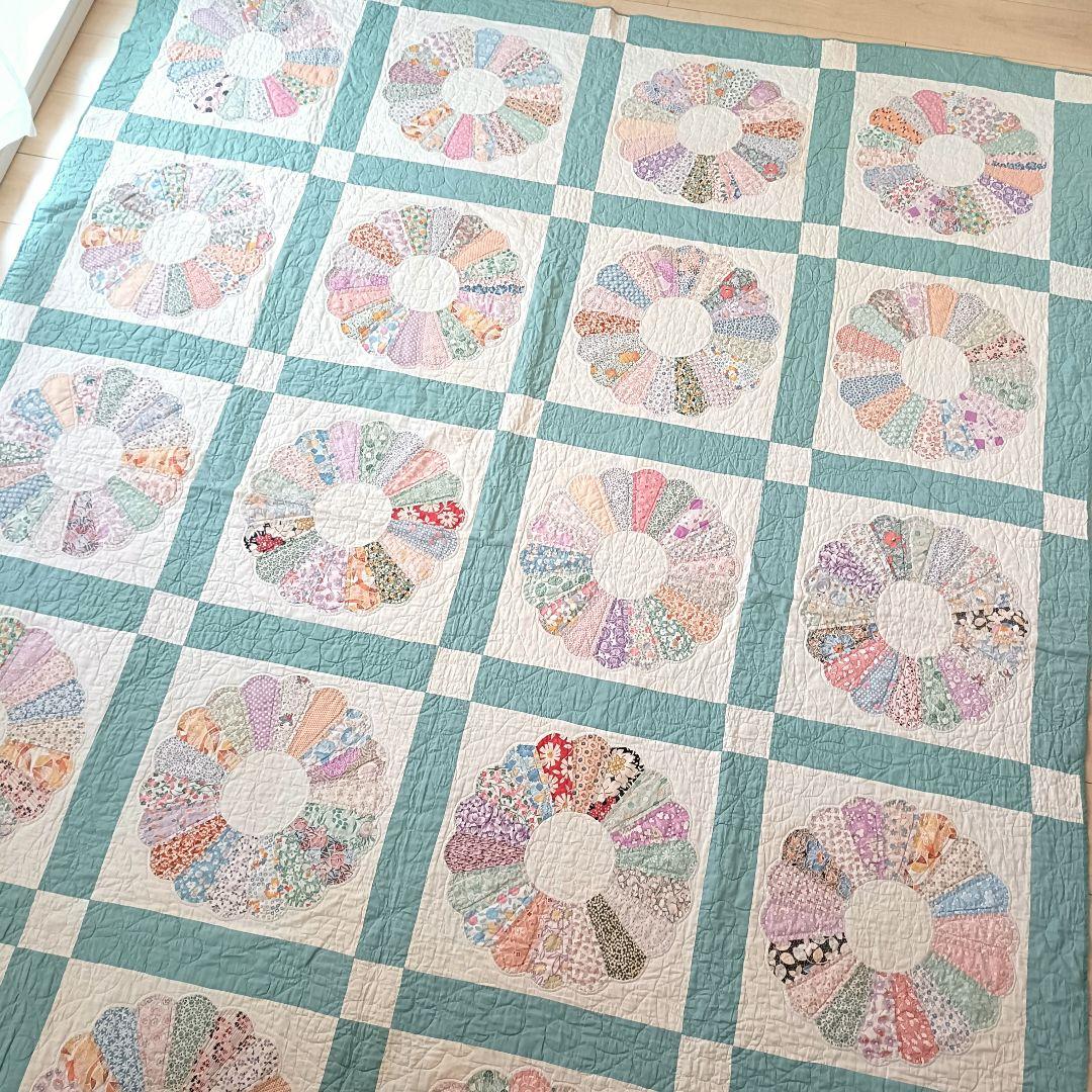 手縫い ヴィンテージキルト ドレスデンプレート ハンドメイド 大判 敷物