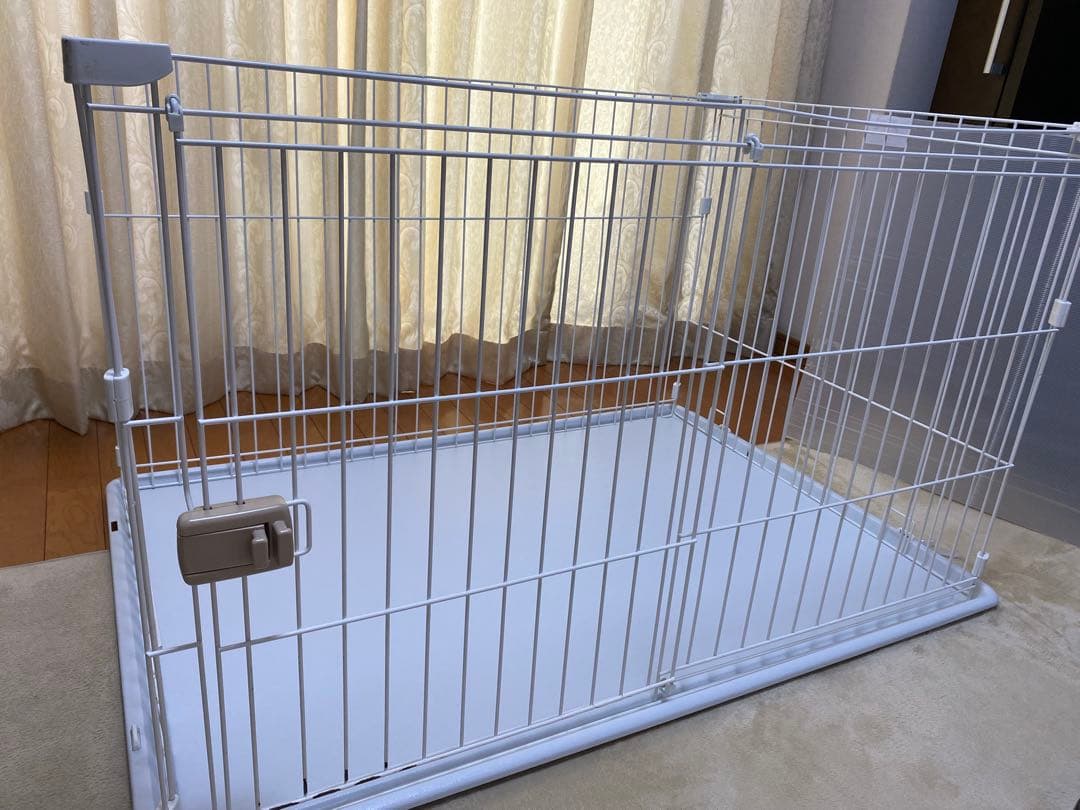 ホワイトペットサークル 組み立て式扉付き