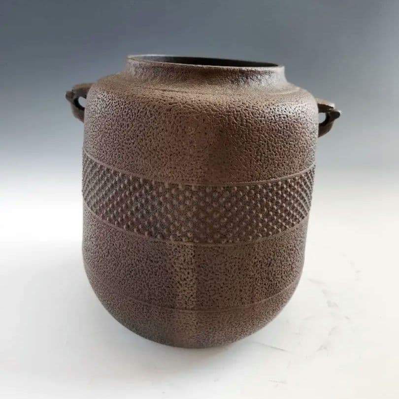 釜　茶釜　帯霰釜　あられ　敬典作　山形県　伝統的工芸品　木箱入