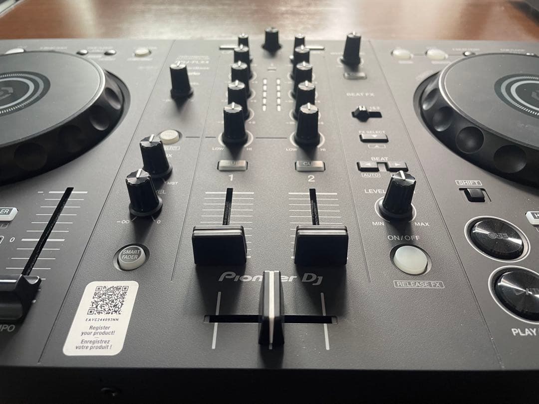 Pioneer DJ DDJ-FLX4 コントローラー