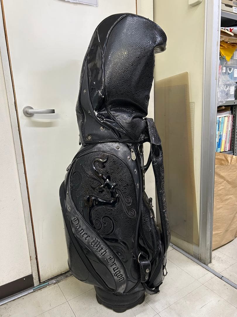 ダンスウィズドラゴン ブラック ゴルフキャディバッグ