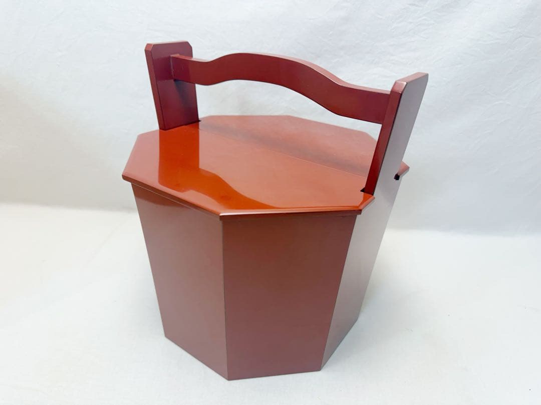 ほぼ未使用 茶道具 新井宗賀作 木製 古代朱塗 八角手桶 水指 内黒 漆芸 共箱