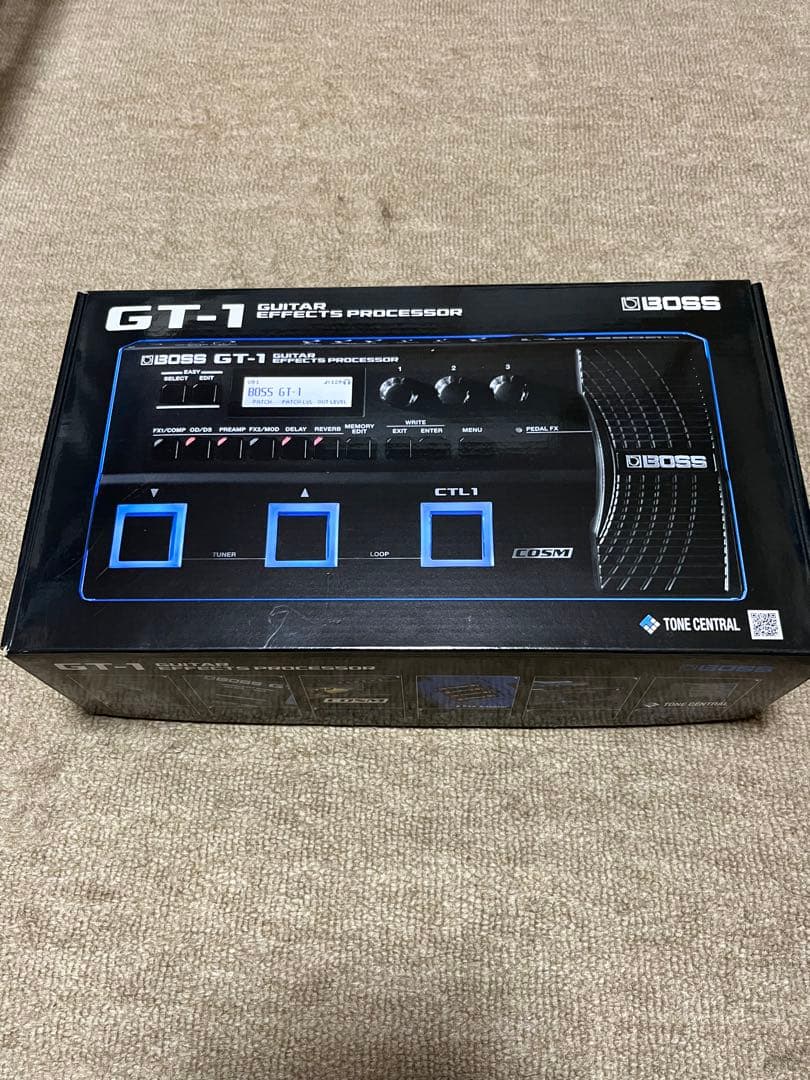 少し値下げ！BOSS GT-1 ギターエフェクター　教科書付き！