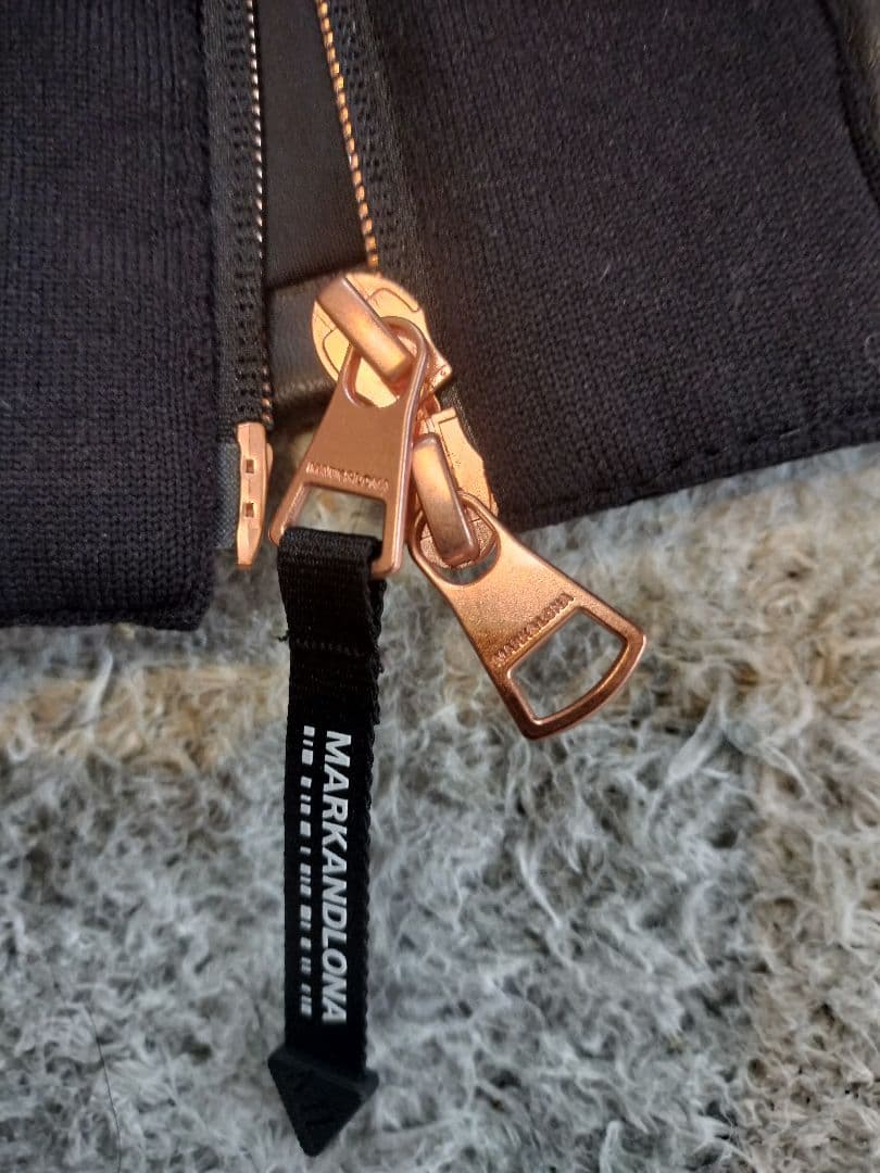 【新品タグ付き】マークアンドロナ♥️ジャケット