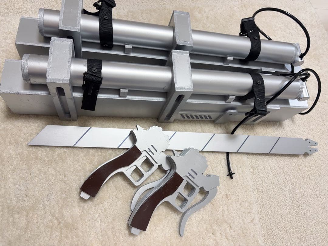 進撃の巨人 立体機動装置 コスプレ