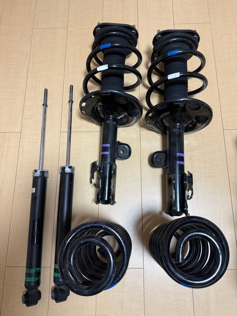 AGH30アルファード純正サスペンション