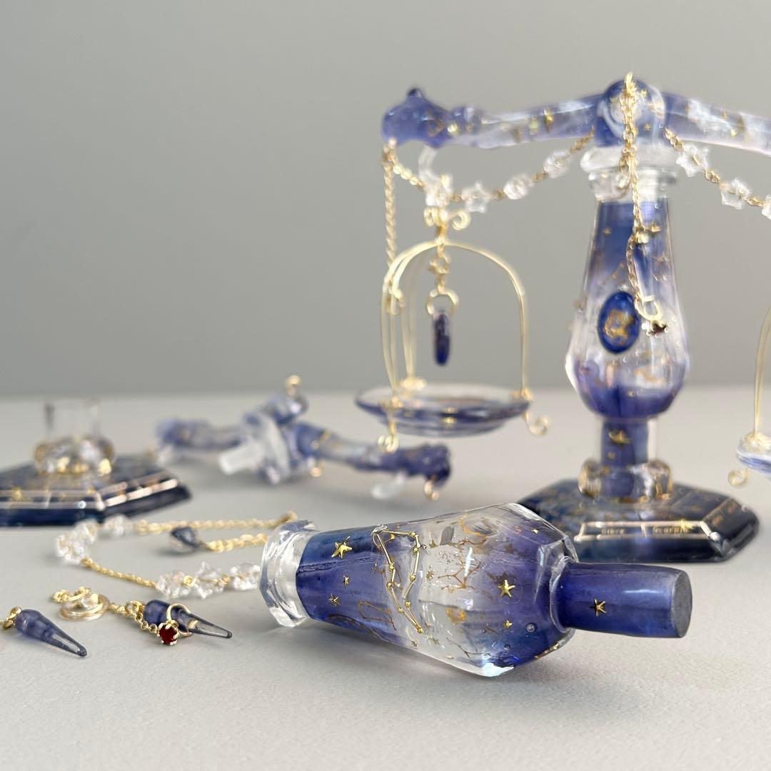 山羊座さんのための星座の天秤　アクセサリー付き　持ち運びok組み立て式天秤