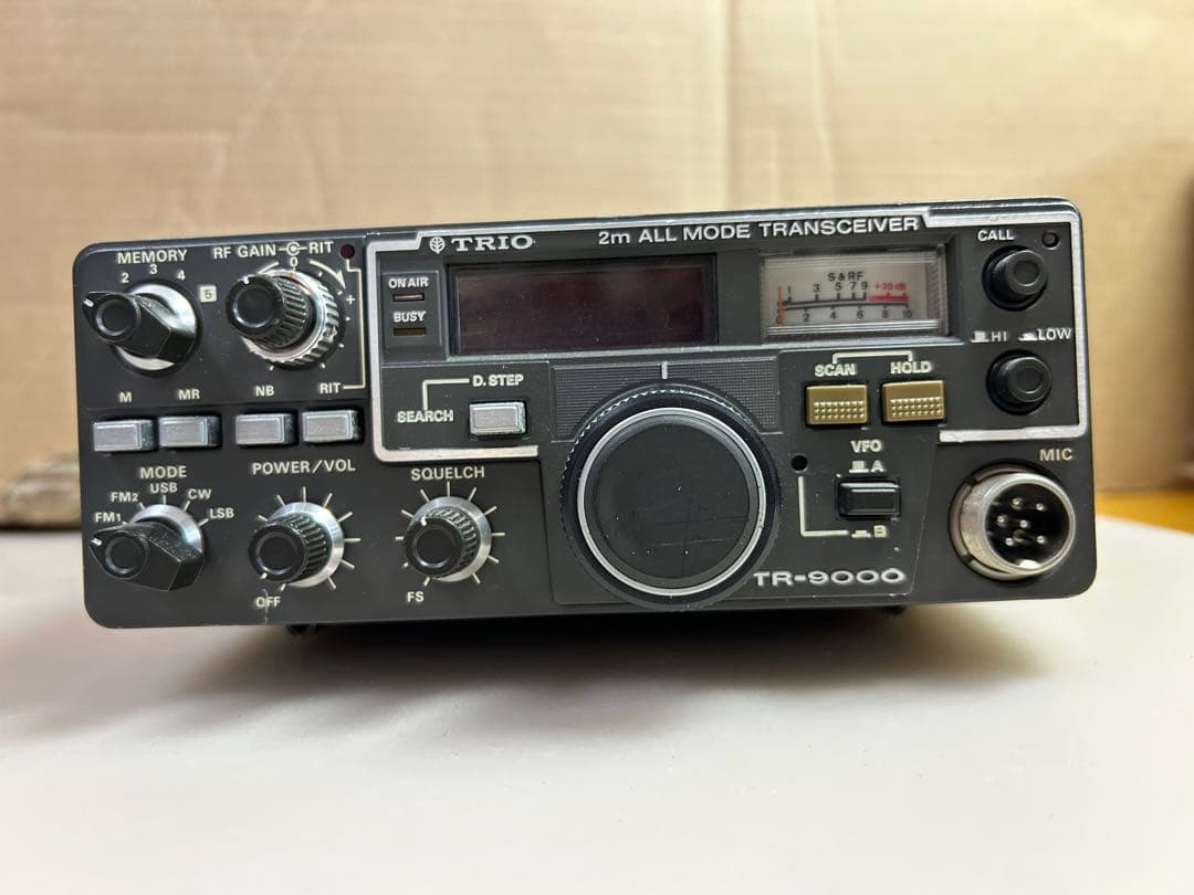 トランシーバー TRIO TR-9000