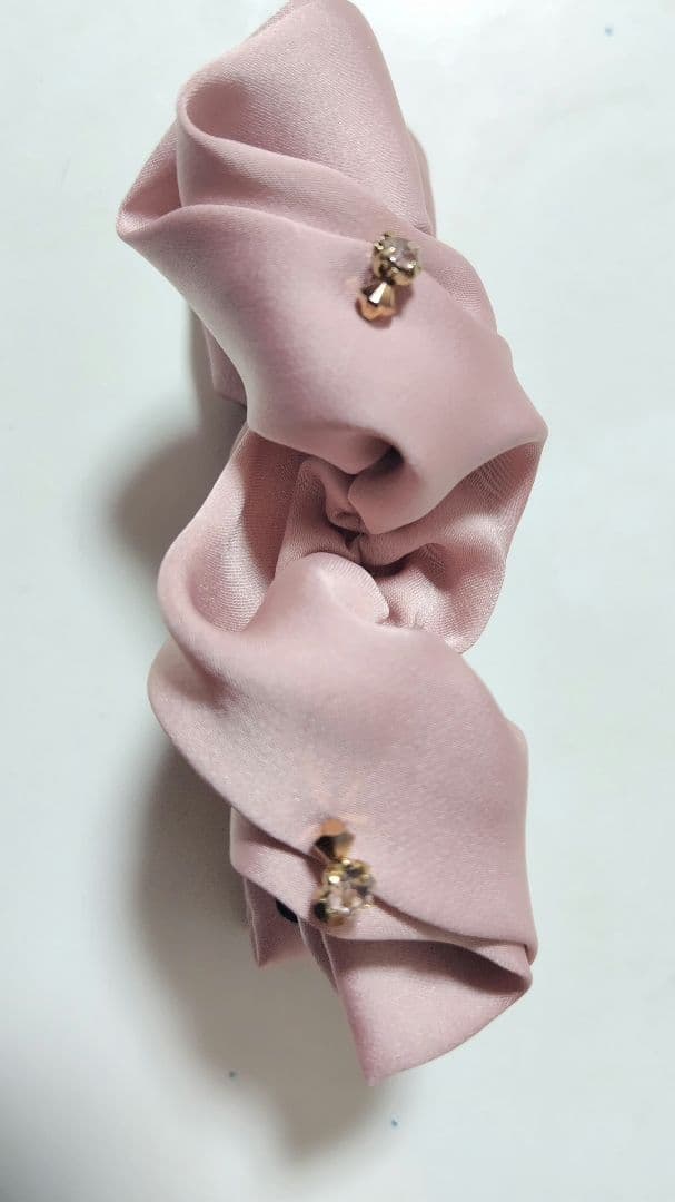 新品同様コンプレックスビズピンクバナナクリップ