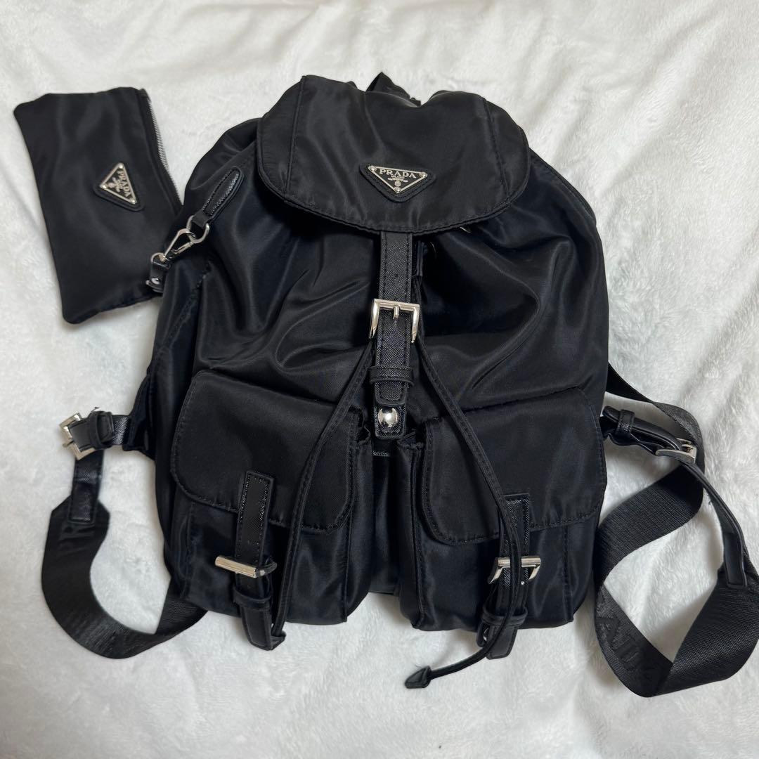 PRADA ナイロン リュック スモールサイズ