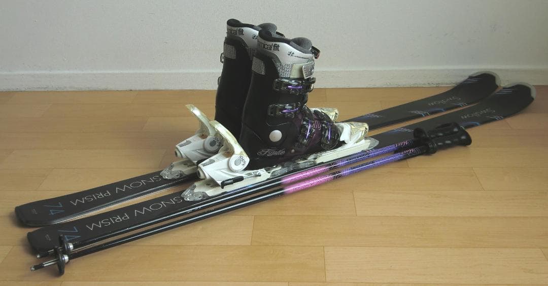 ■■送料無料■SWALLOW■女性用スキーセット■板142靴23.5■WAX済■