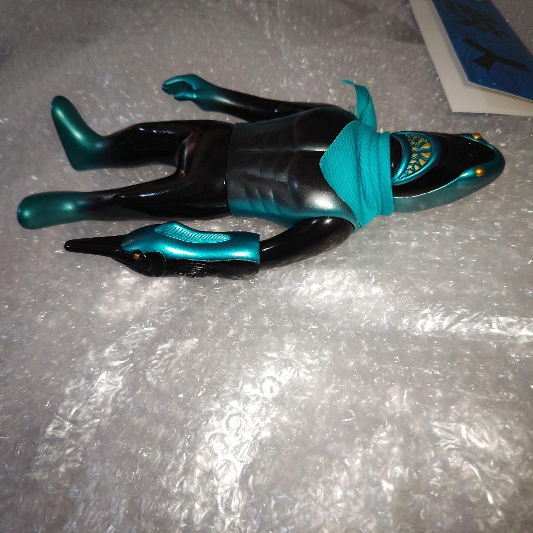 パンクドランカーズ　鮫人　ソフビ　黒/緑