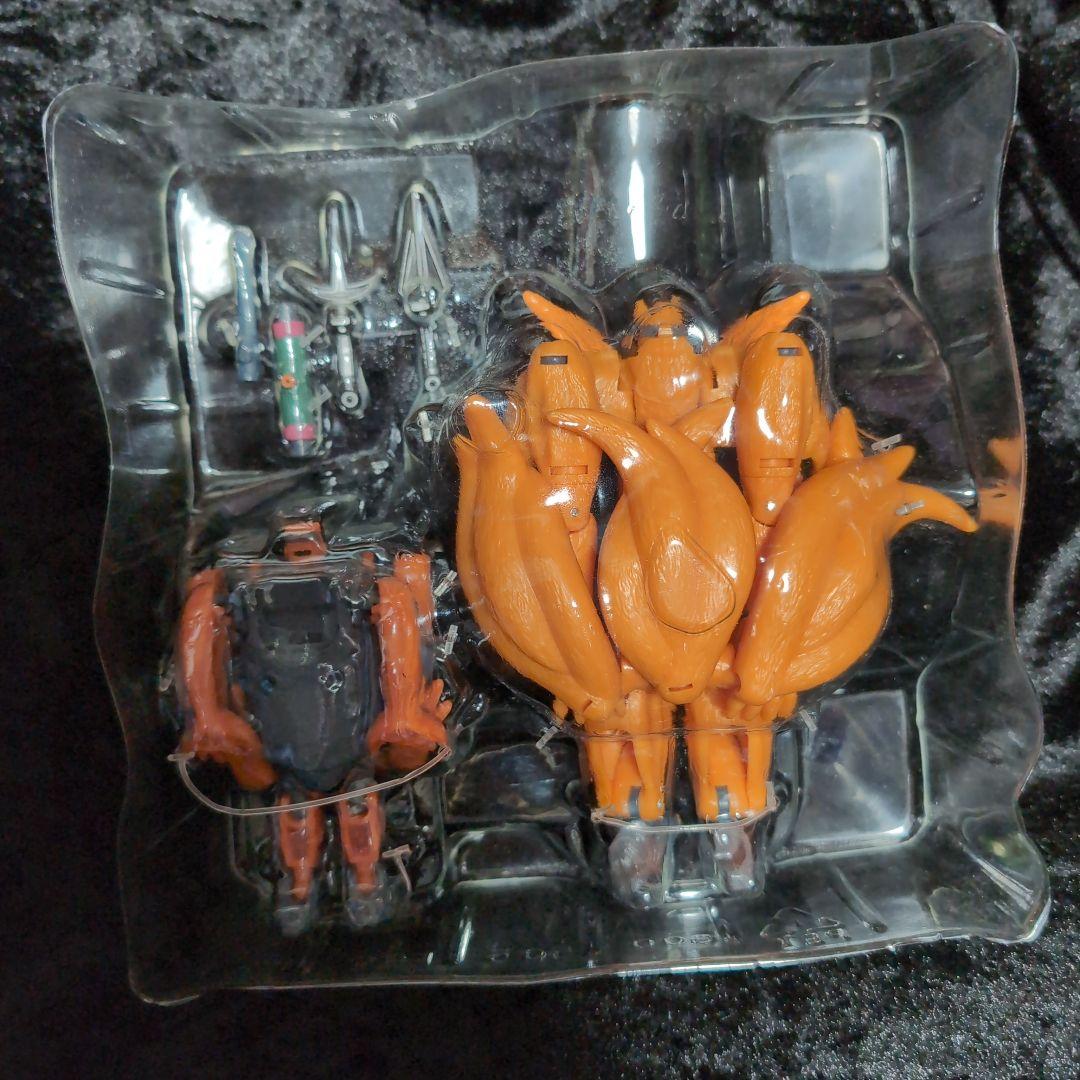 トランスフォーマー x ナルト クラマ ＆ ガマ吉 日本未発売