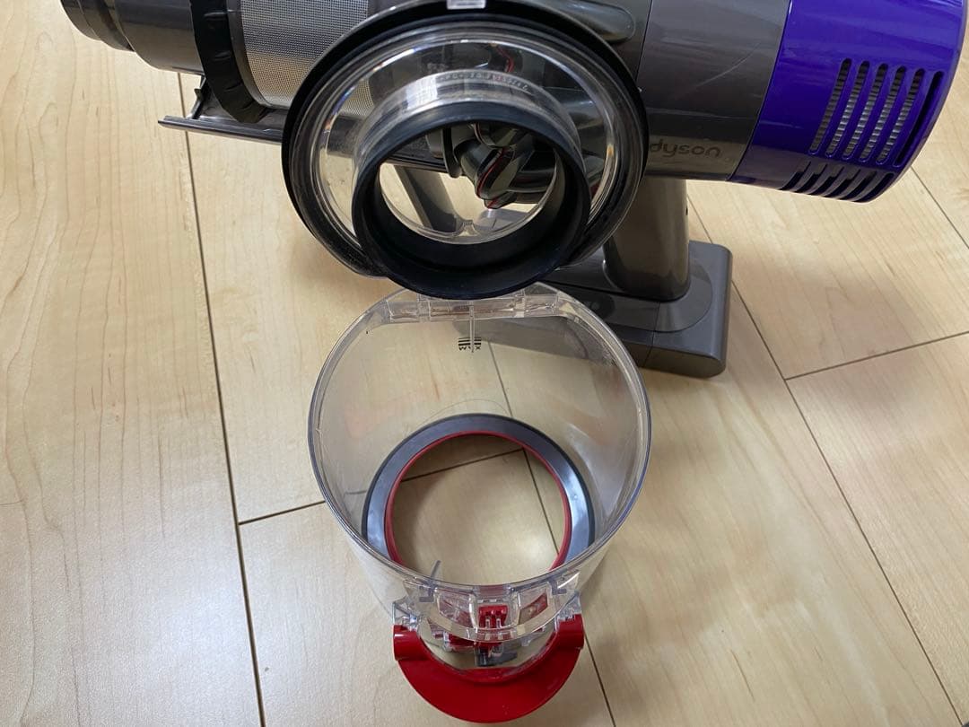 Dyson ダイソン cyclone v10 コードレス掃除機　【匿名発送】