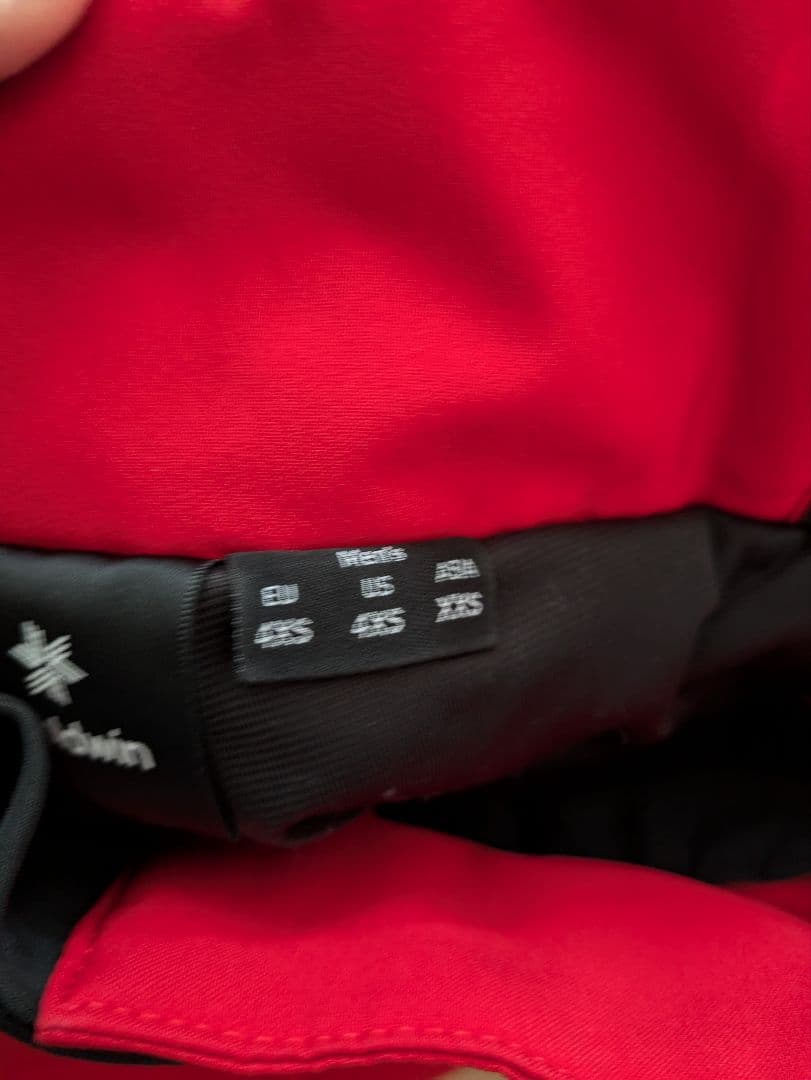 ゴールドウィン　 スキーウェア (ユニセックス)上下セット　子供もOK