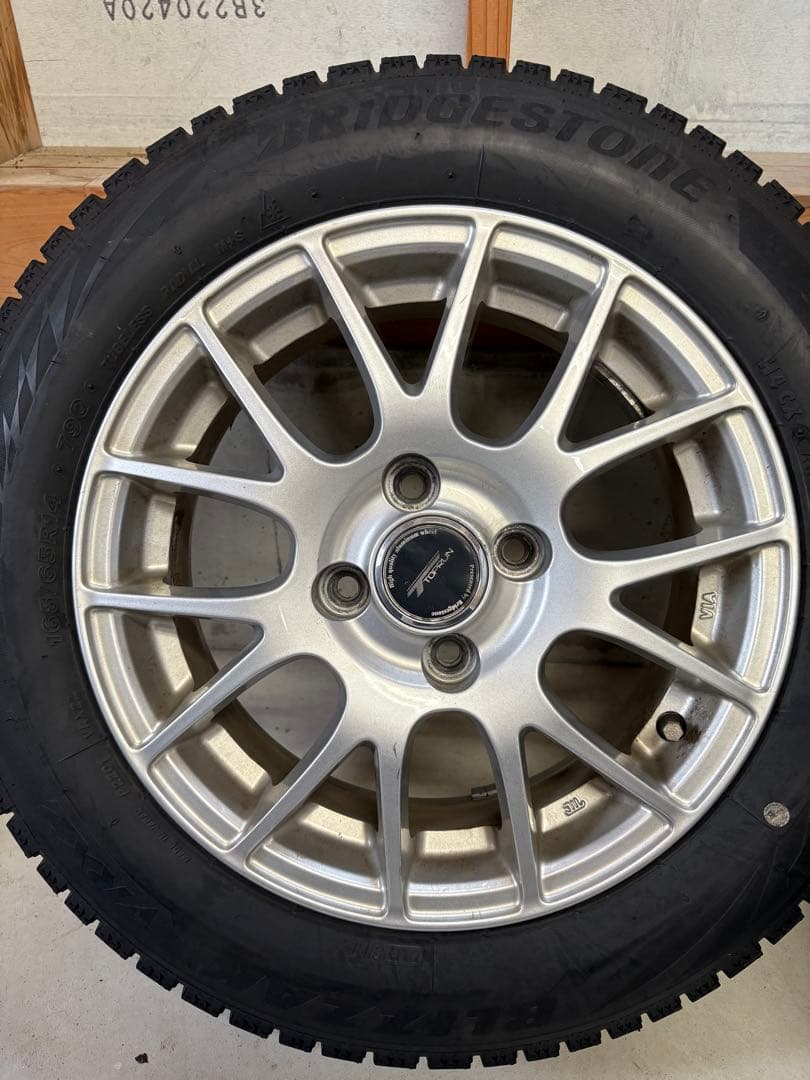 165/65R14 VRX2 スタッドレスタイヤ　ホイール付き