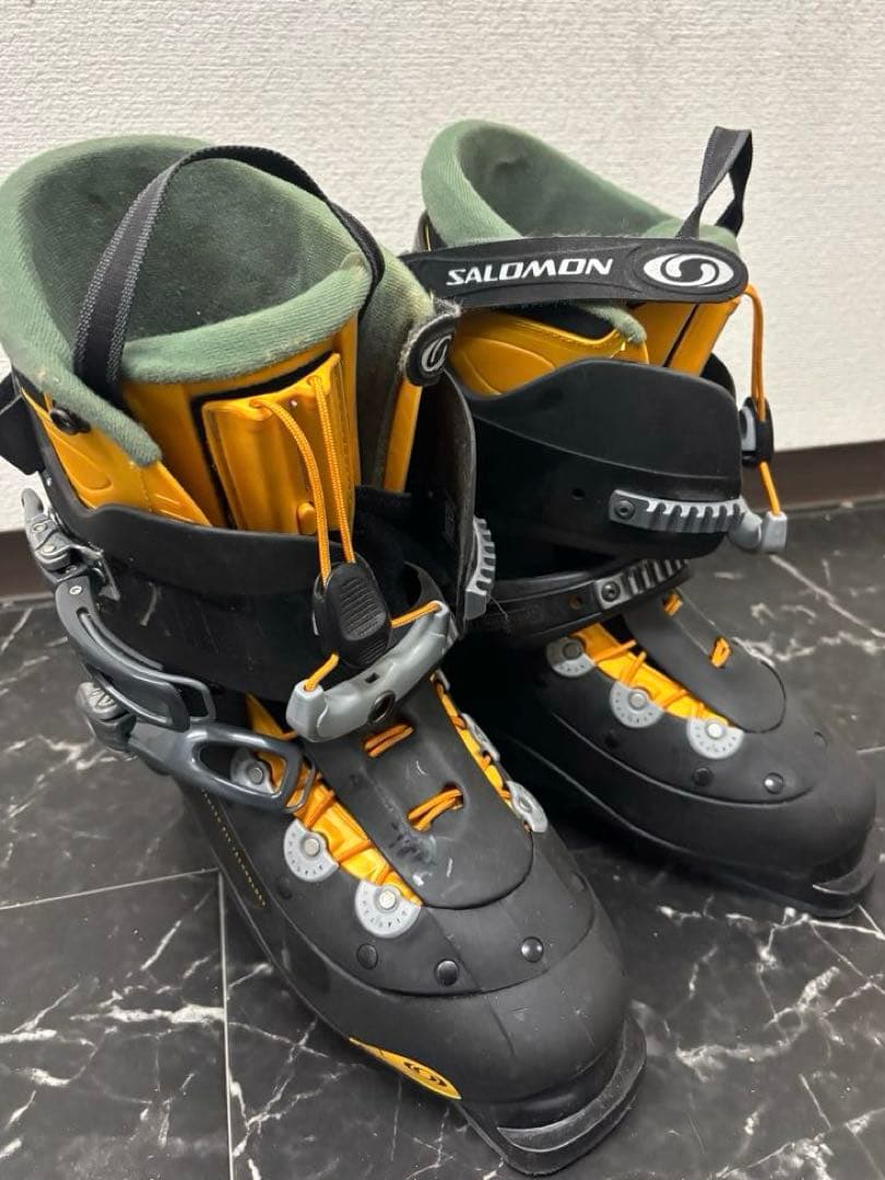SALOMON スキーブーツ　thermic fit ブラック/オレンジ