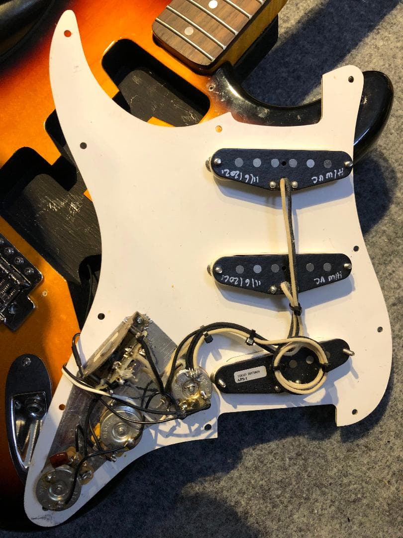 FenderSquier コンポーネントギター