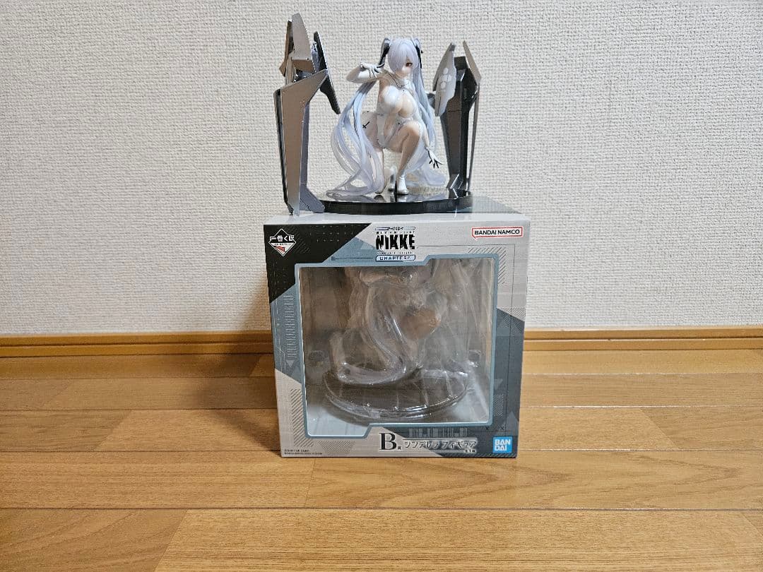 はてぃ メガニケ 一番くじ ラストワン、A賞、B賞セット売り＋おまけ付き