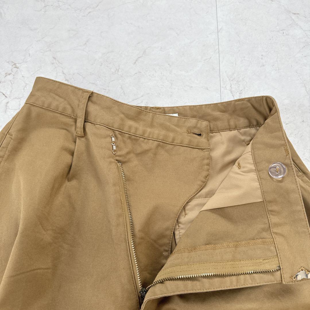 美品⭐︎room306 カーブパンツ　ウエストデザイン　チノパン　ベージュ