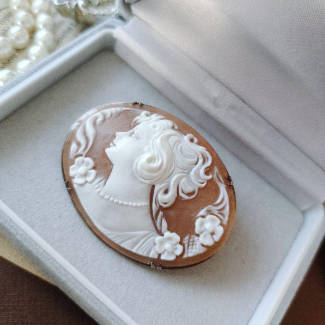 ITALY SILVER900 シェルカメオブローチ 貴婦人 楕円形 ペンダント