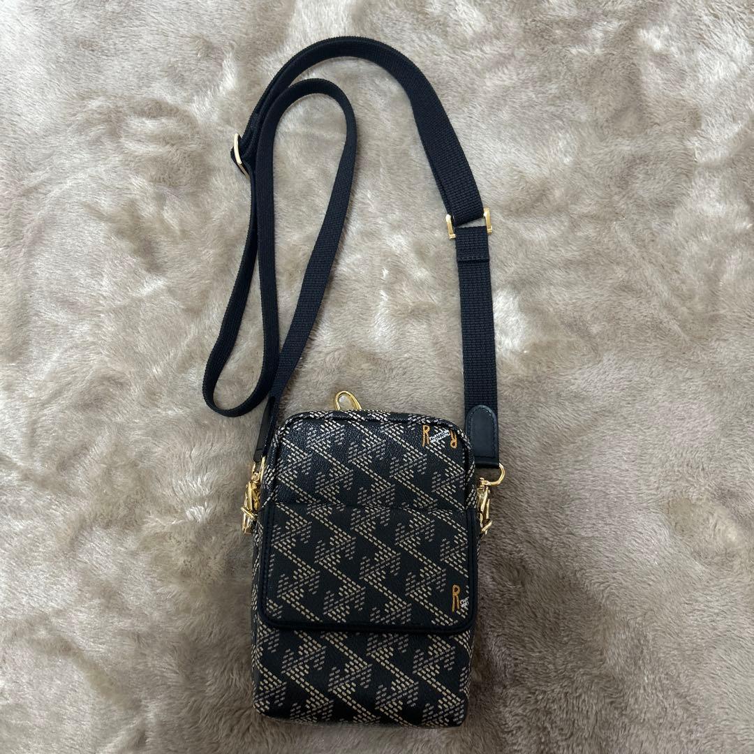 レザレクション　ショルダーバック