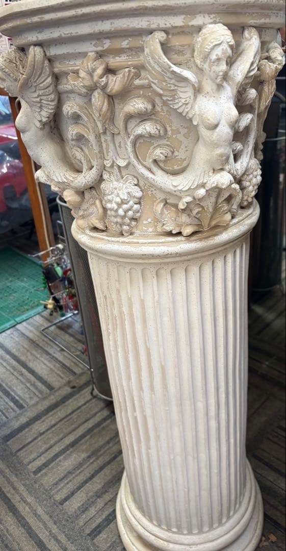 ヨーロピアンスタイルの石膏風スタンド（現状売）