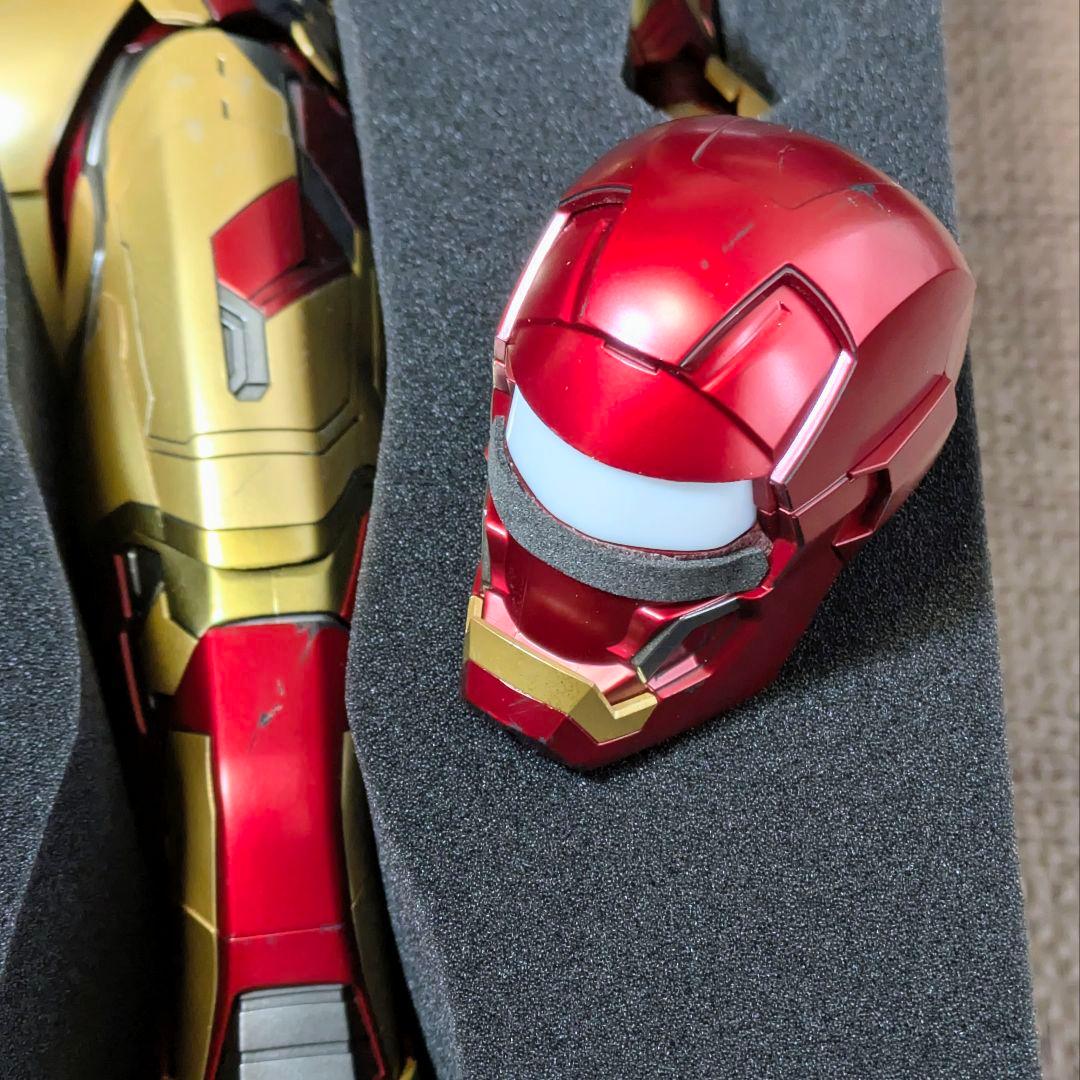 ホットトイズ 1/4 QS008 アイアンマン マーク42 　スタンド欠品