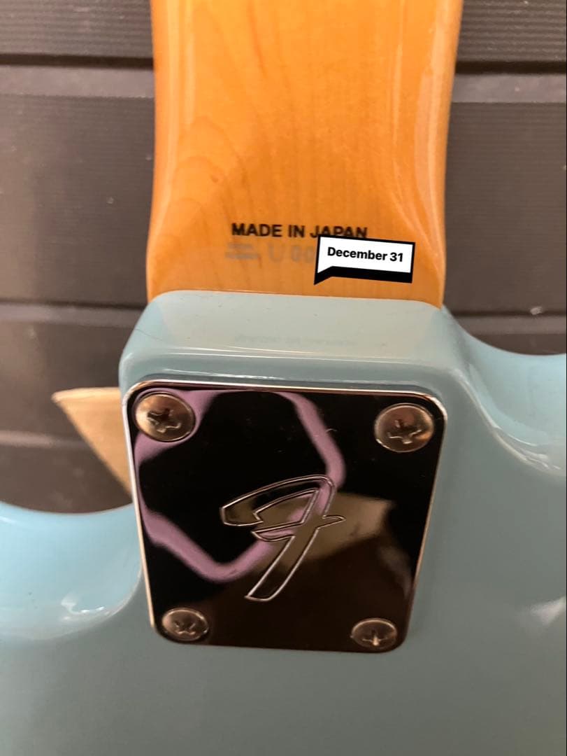 ソラニン　フェンダームスタング　ギター