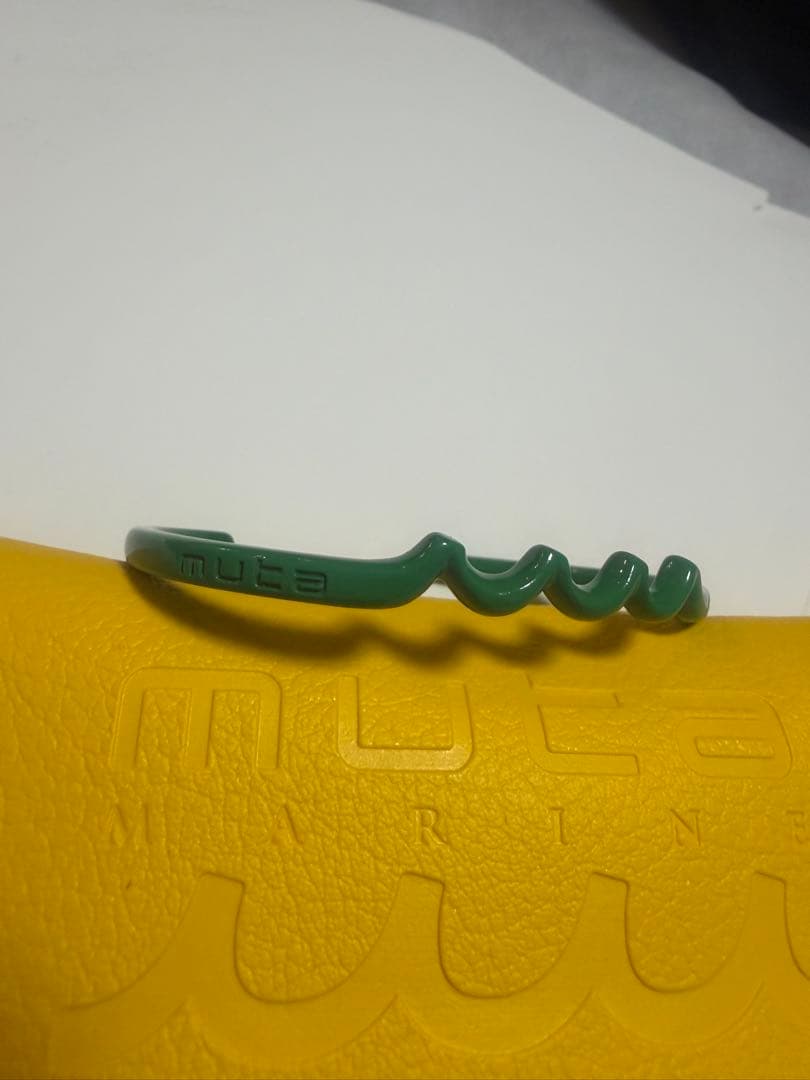 muta MARINE グリーンブレスレット