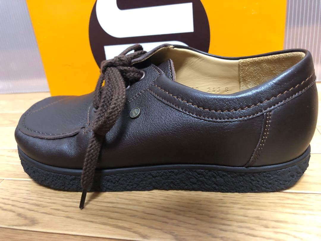 新品未使用jacolorm ヤコフォーム　スタンダード　ブラウン サイズ23.0