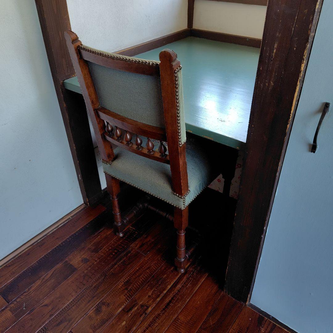 ベルギー　アンティーク　ナポレオン　チェア　プチポワンの椅子