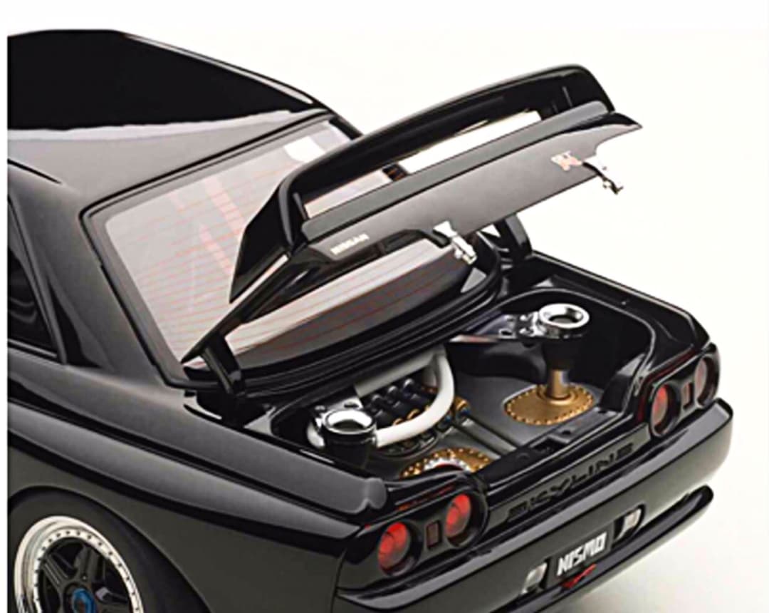 オートアート 1/18 スカイライン GT-R R32 Gr.A仕様 限定品