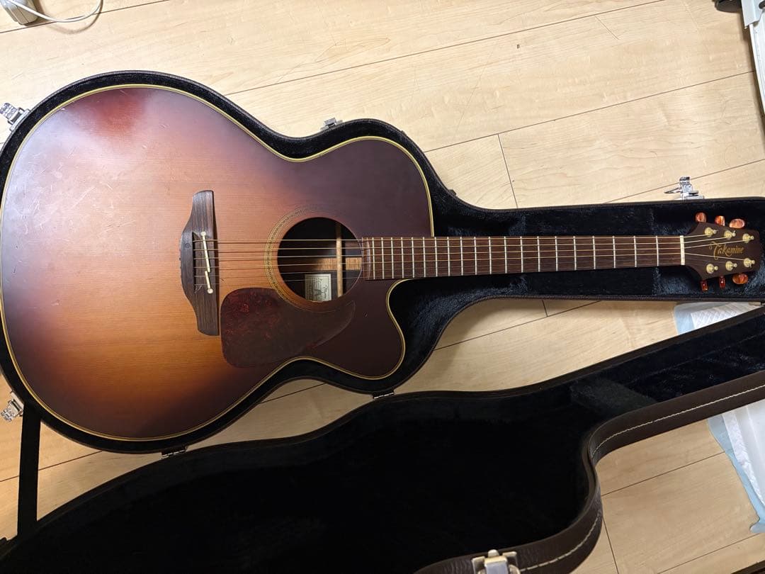 タカミネ　アコースティックギター　NPT-012BS