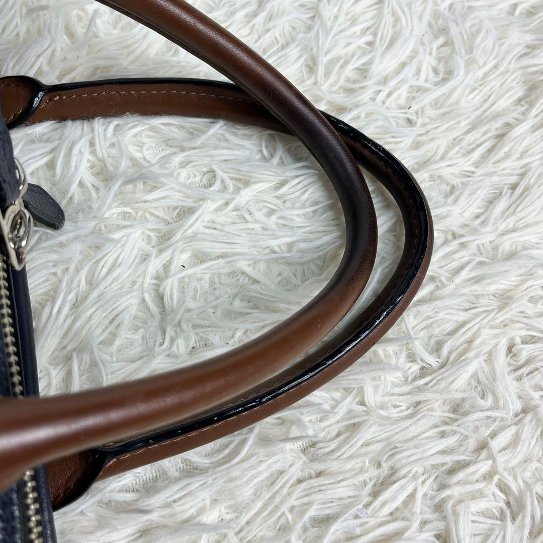 【美品】コーチ ブリーフケース ビジネスバッグ レザー A4 PC収納可 シボ革