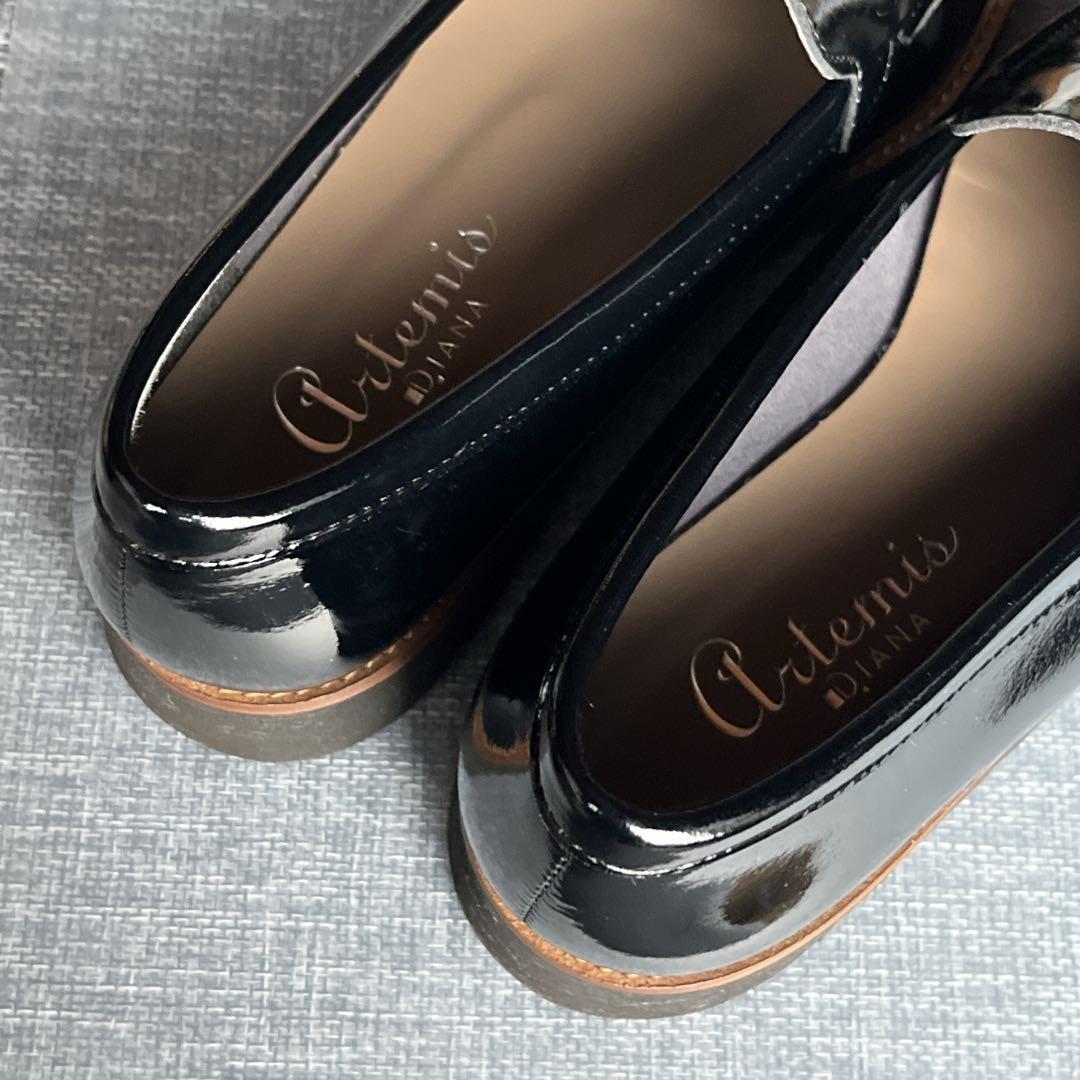 アルテミスバイダイアナ 厚底 エナメル タッセルローファー 黒 ブラック 美品