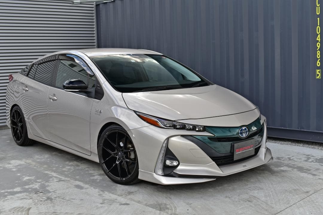 50プリウス＆PHV専用　19インチホイール＆タイヤ4本SET 新品未使用品